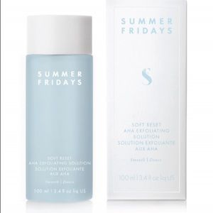 Summer Fridays Soft Reset AHA Exfoliating Solution